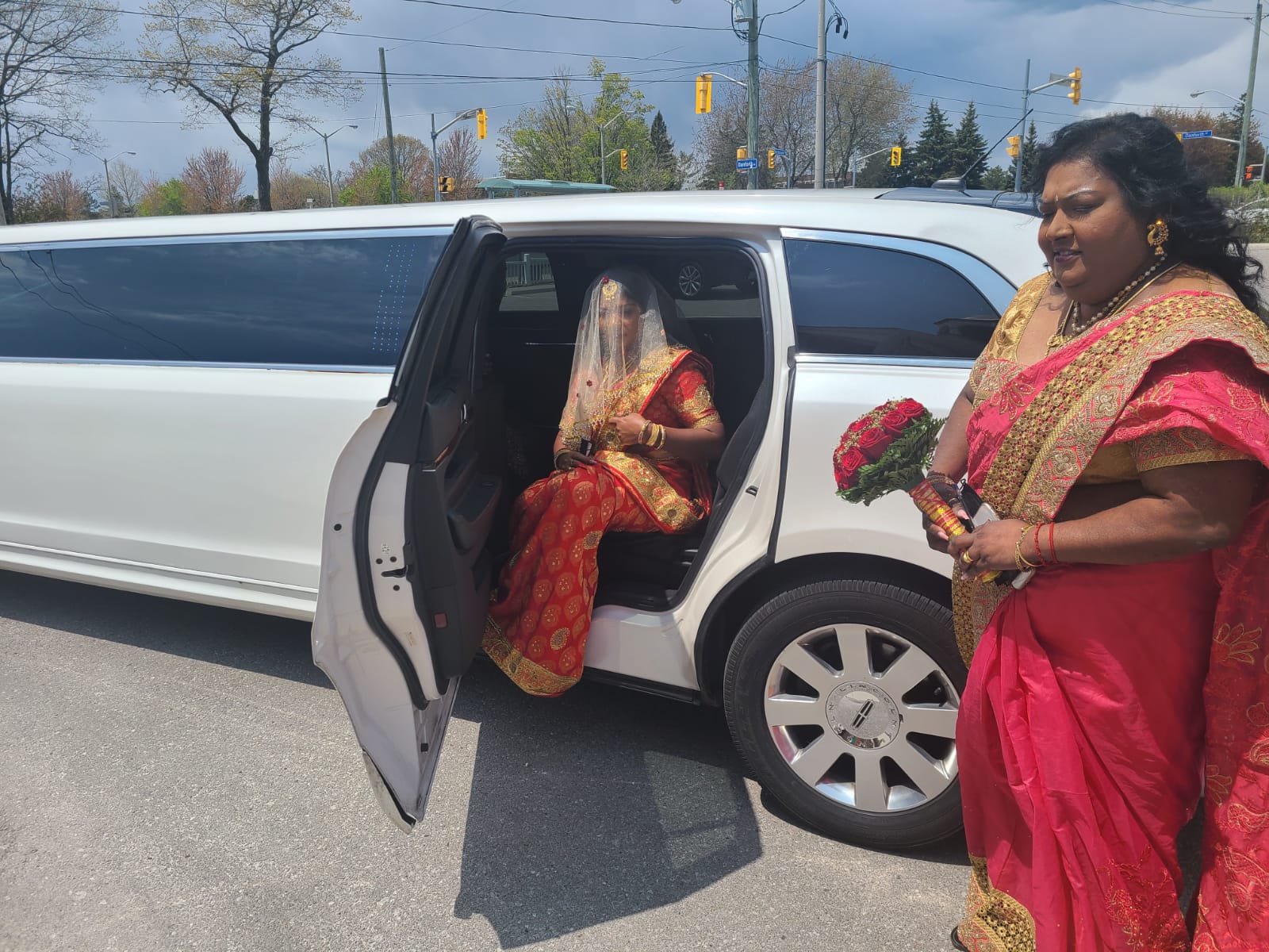 wedding limo toronto